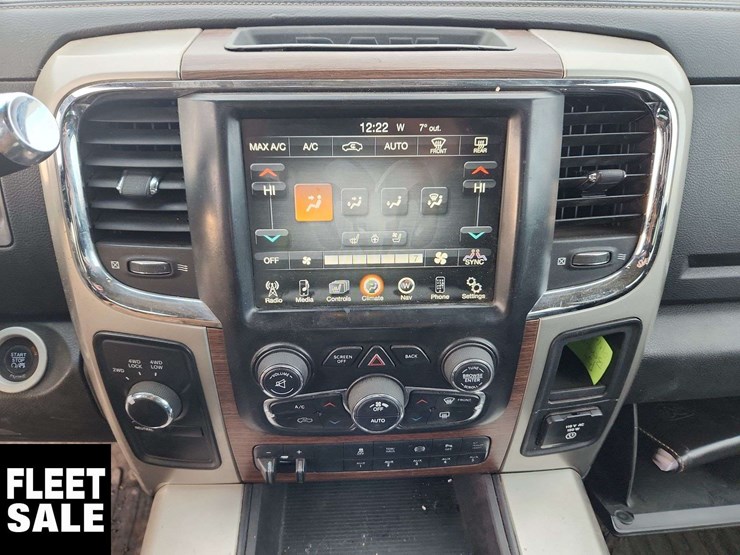 2014-ram-2500-laramie-image-23