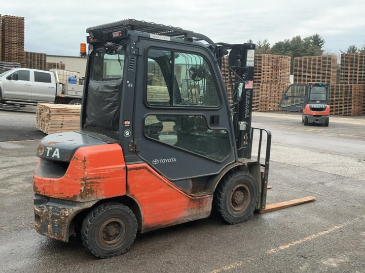 2018-toyota-8fdu25-image-5