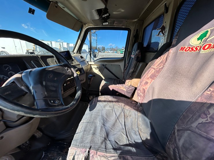 2004-sterling-acterra-image-12