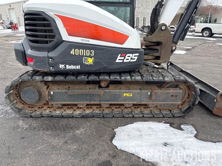 2019-bobcat-e85-image-24