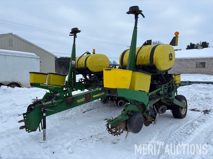 2001-john-deere-1760nt-image-1