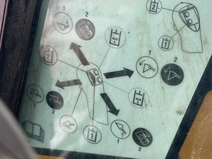 2023-caterpillar-299d3-xe-image-49