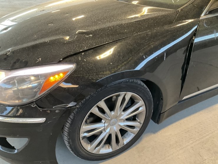 2012-hyundai-genesis-sdn-image-9