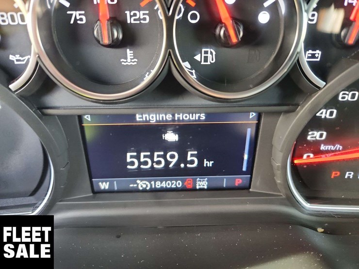 2022-chevrolet-silverado-2500hd-image-19