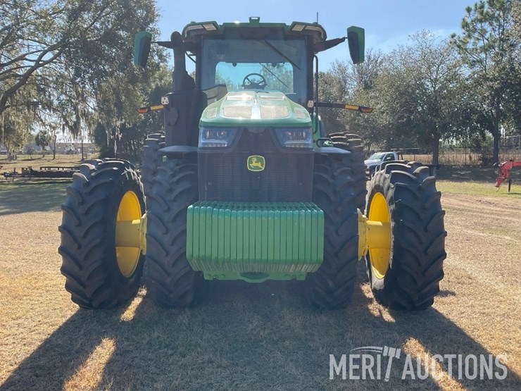 2023-john-deere-8r-370-image-8