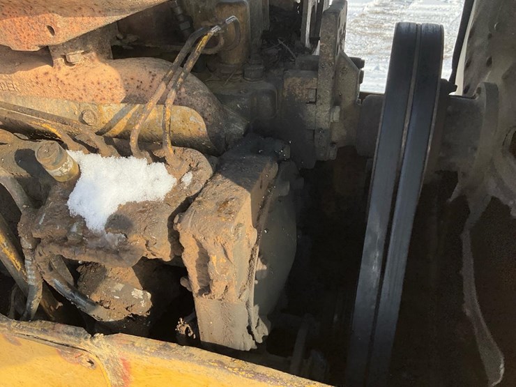 1989-caterpillar-d4h-image-95