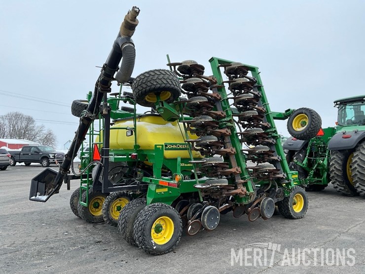 2012-john-deere-1990-image-5