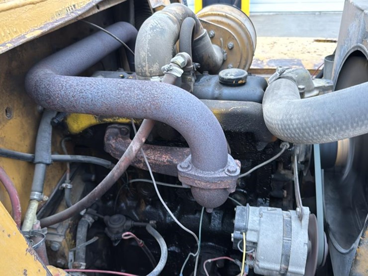 caterpillar-v140-image-29