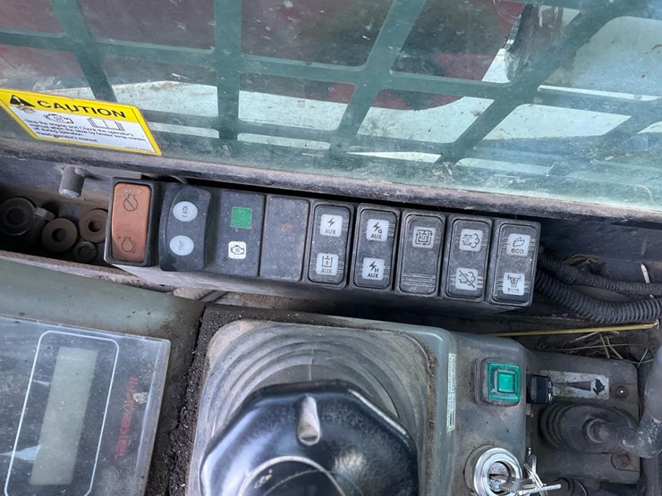 2012-takeuchi-tl10-image-56