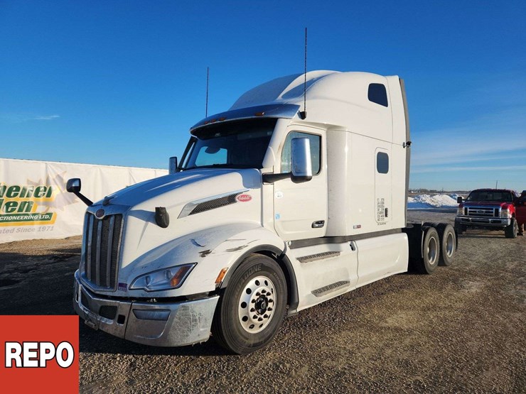 2024-peterbilt-579-image-1
