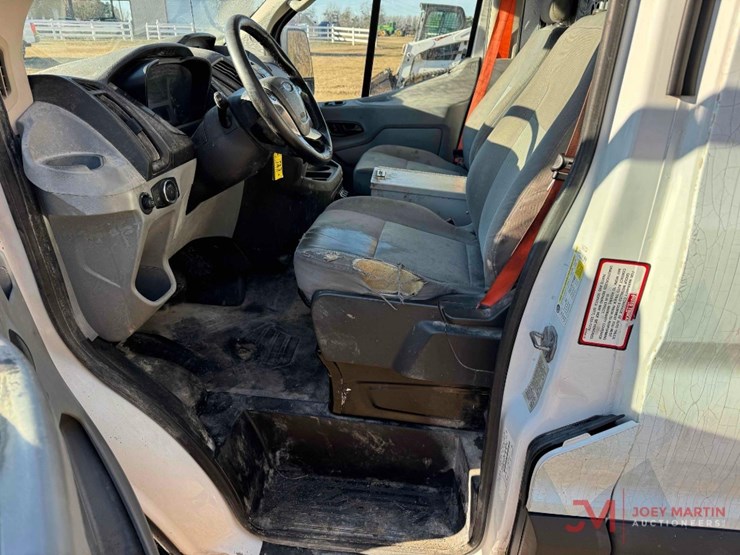 2018-ford-172-image-25