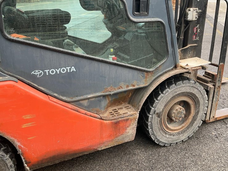 2018-toyota-8fdu25-image-42