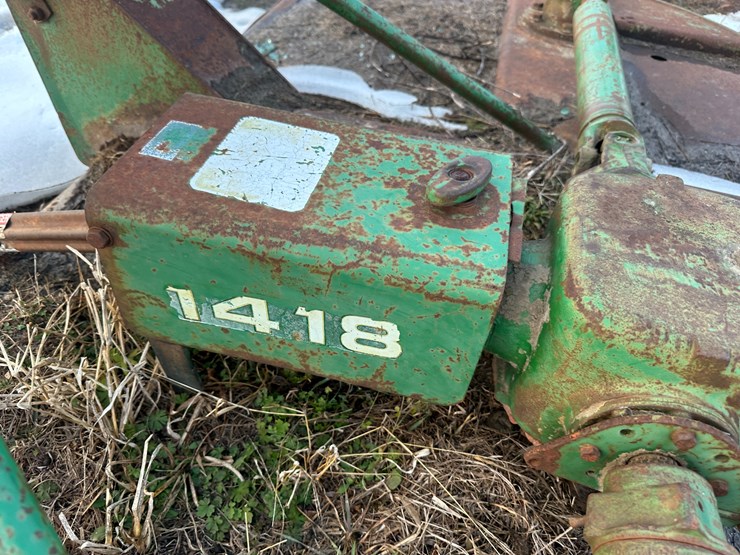 john-deere-1418-image-25