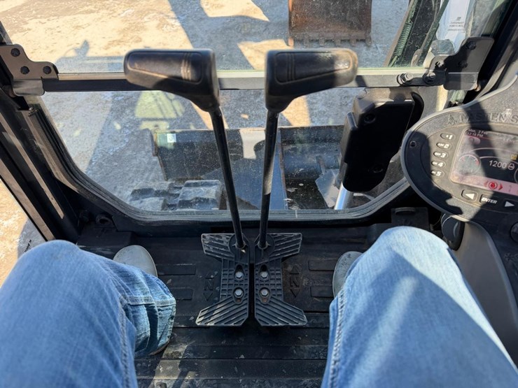 2024-bobcat-e88-image-19