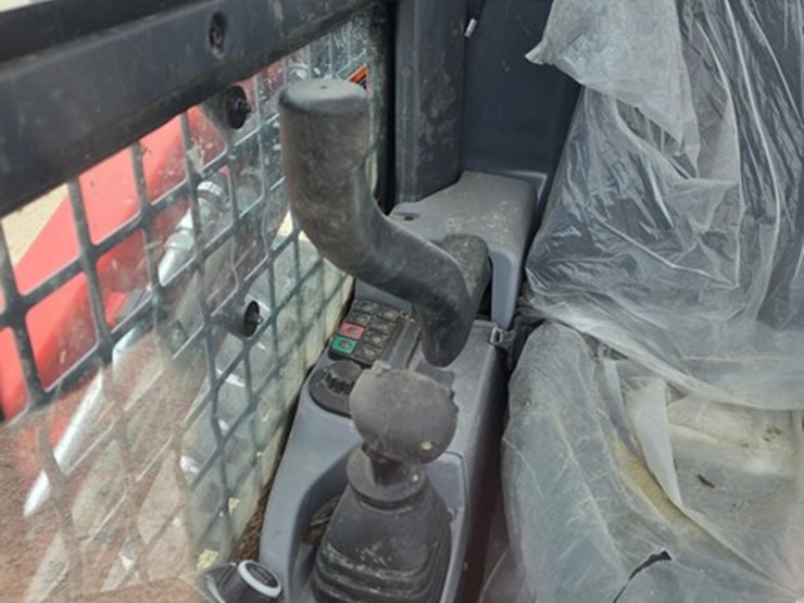 2024-kubota-svl75-3-image-18