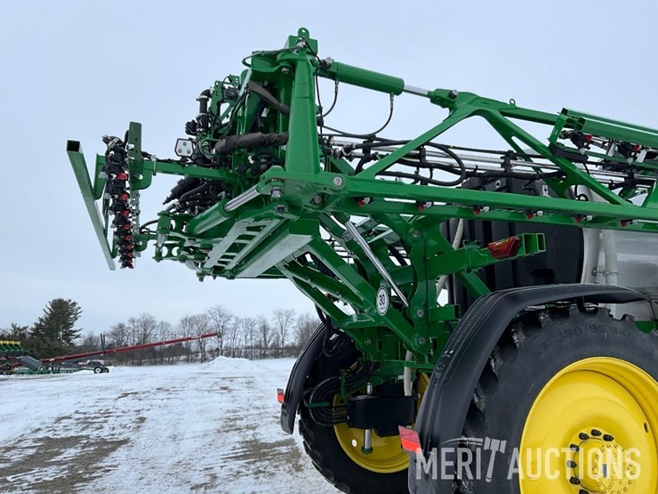 2024-john-deere-408r-image-23