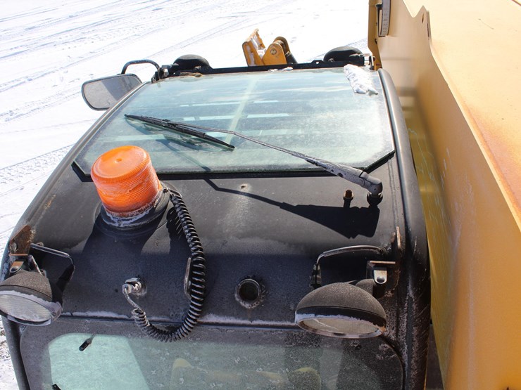 2013-jcb-510-56-image-47