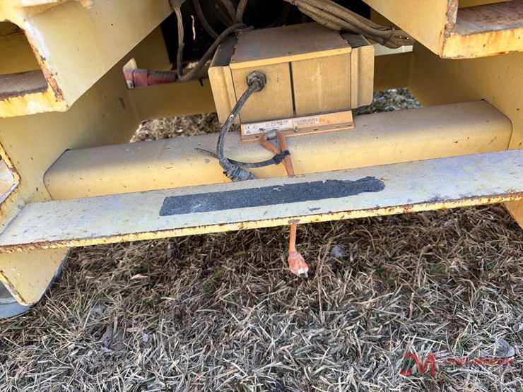 2015-jlg-3246es-image-11