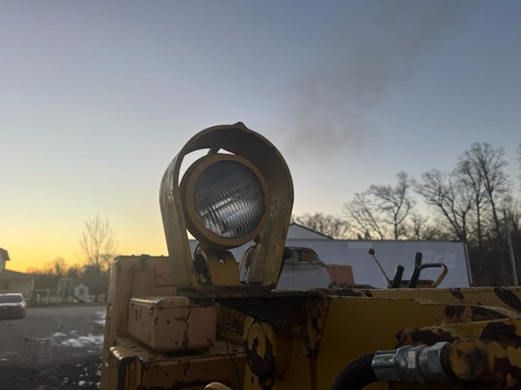 1968-international-175b-image-24