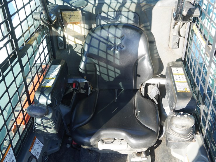 2019-bobcat-t770-image-14