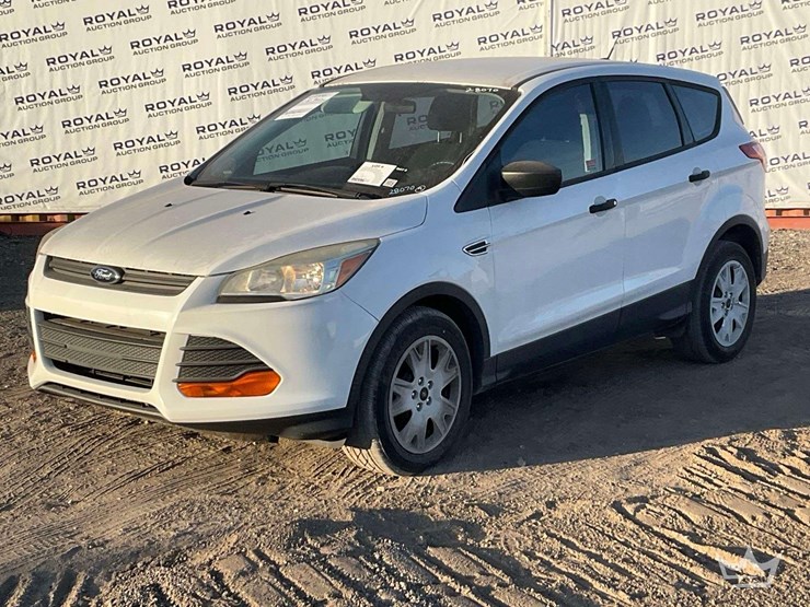 2016-ford-escape-image-1