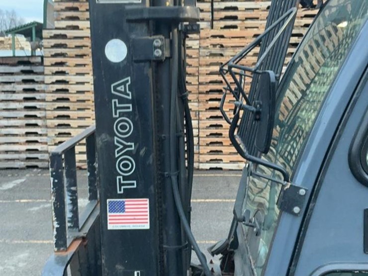 2018-toyota-8fdu25-image-31