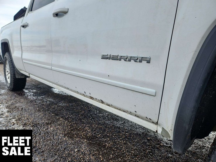 2015-gmc-sierra-1500-image-33