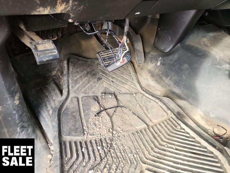 2015-gmc-sierra-1500-image-24