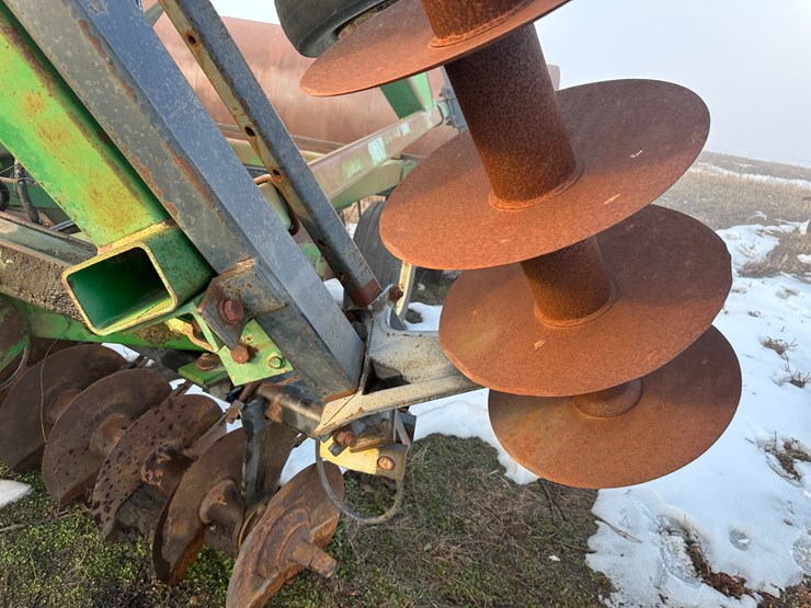 john-deere-630-image-36