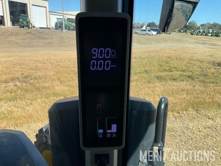 2023-john-deere-8r-370-image-54