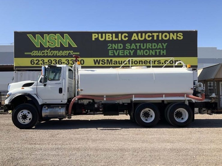 2010-international-7600-image-1