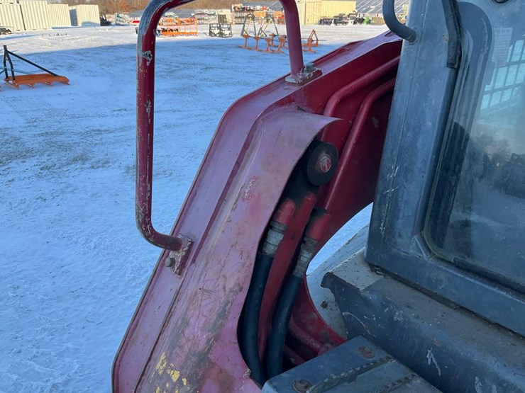 2012-takeuchi-tl10-image-14