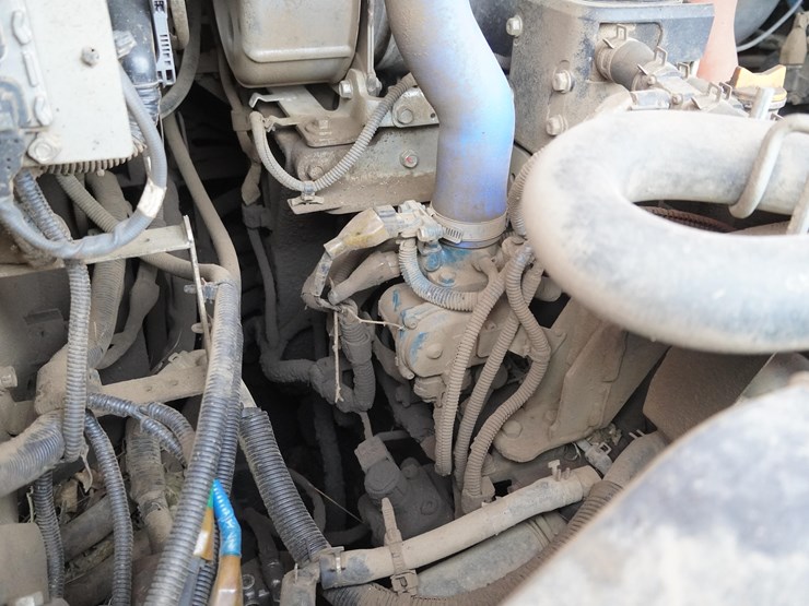 2016-kubota-svl95-2s-image-45