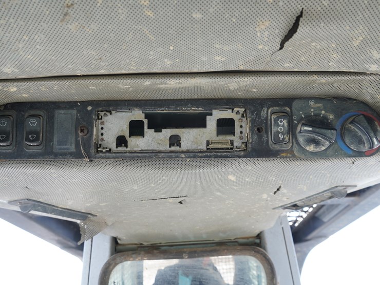 john-deere-700-image-33