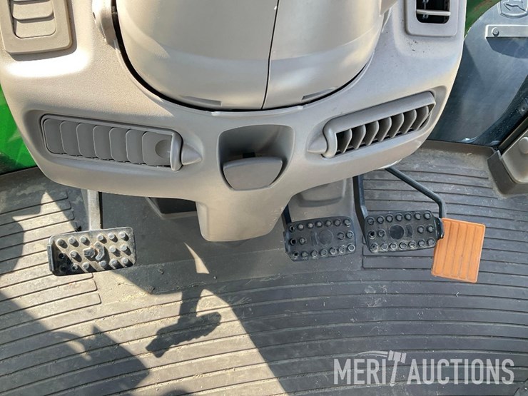 2021-john-deere-6120m-image-50