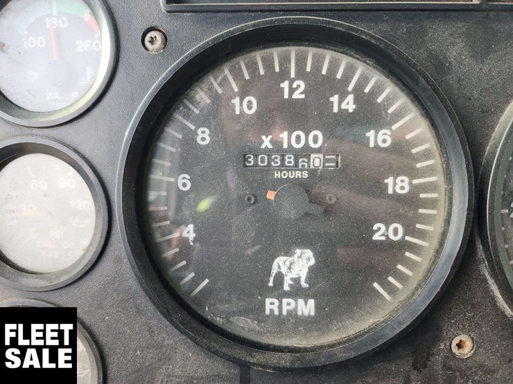 1993-mack-ch613-image-21