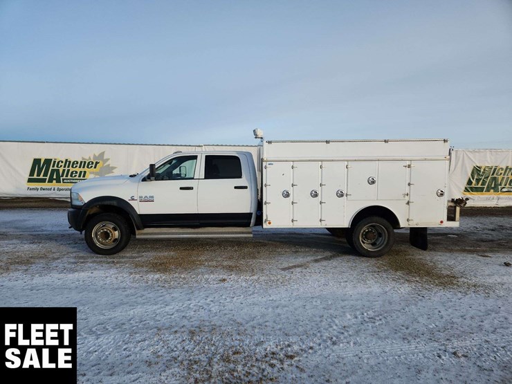 2015-ram-5500-4x4-s/a-service-truck-image-6