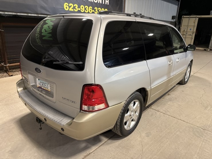 2004-ford-freestar-image-9