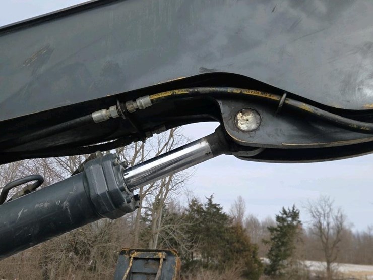 2019-deere-437e-image-16