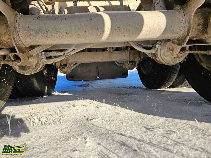 2010-doepker-tri/a-bulk-trailer-image-20