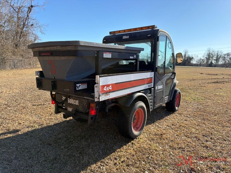 bobcat-5600-toolcat-utv-image-3