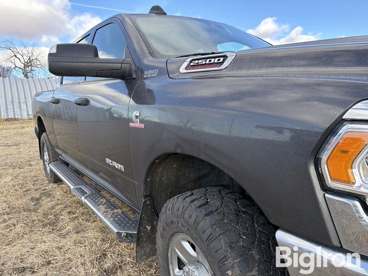 2022-dodge-2500-image-18