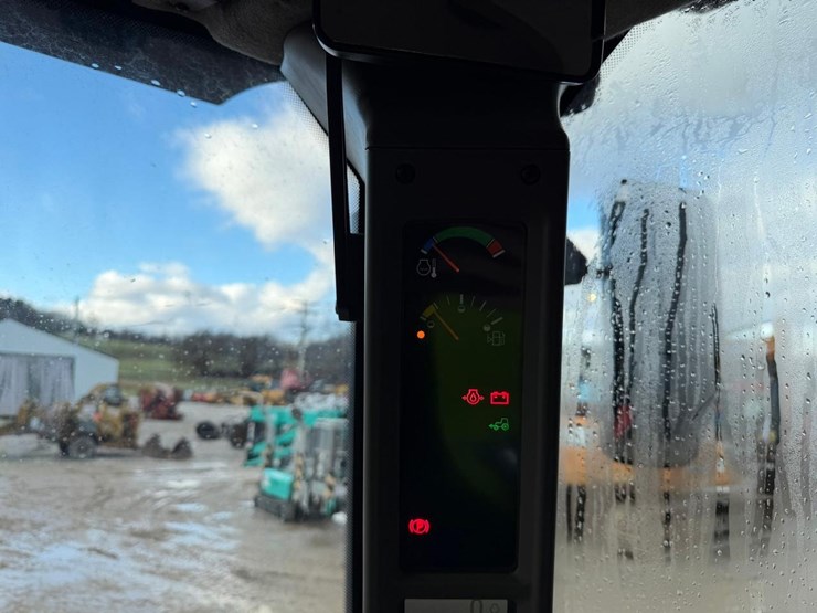 2022-case-ih-maxxum-115-image-26