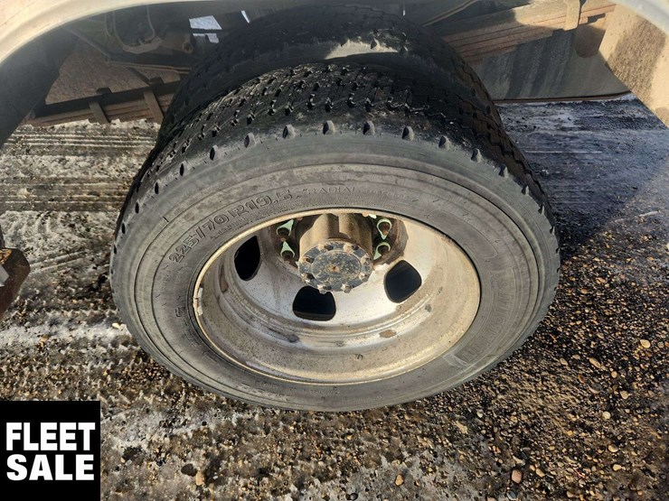 2018-ram-5500-slt-image-13