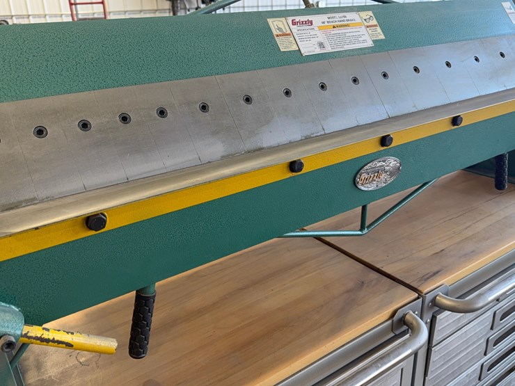 2013-grizzly-metal-brake-image-8