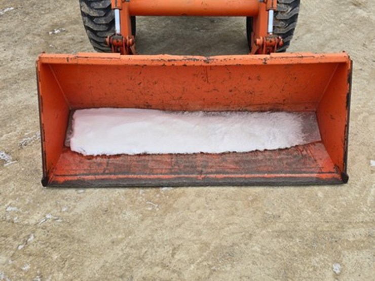 kubota-m7040-image-12