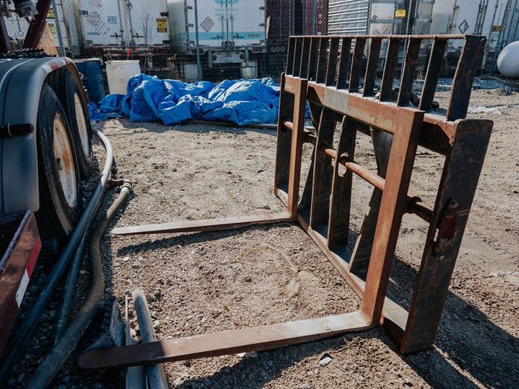 2005-bobcat-v723-image-32