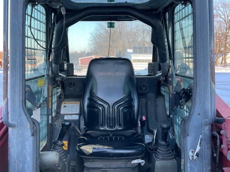 2012-takeuchi-tl10-image-42