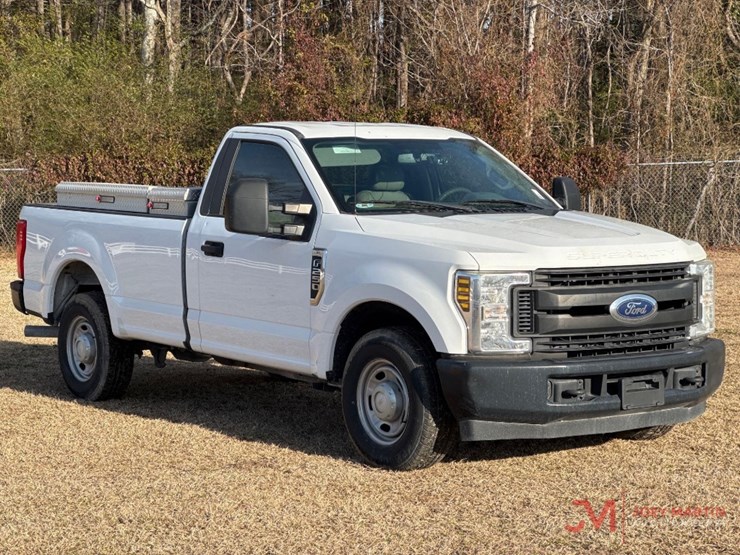 2019-ford-f250-xl-image-26