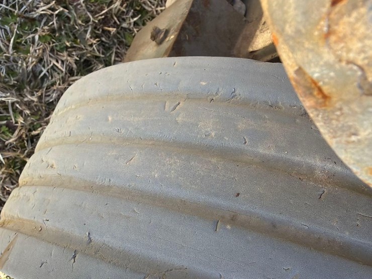 2017-skyjack-sj3226-electric-scissor-lift-image-11